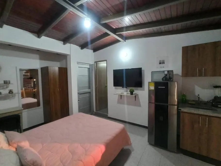Cozy Apartment With All You Need! Cali