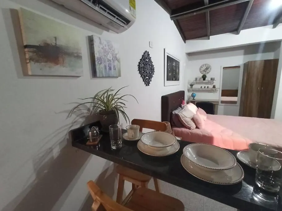 Cozy Apartment With All You Need! Cali